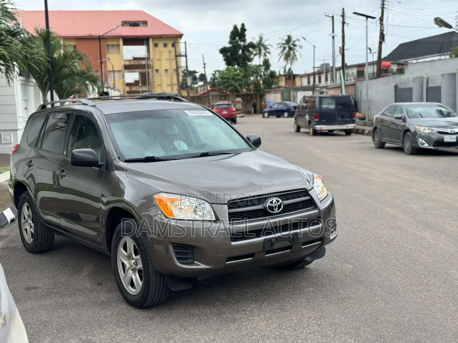 Toyota RAV4 2012 Brown