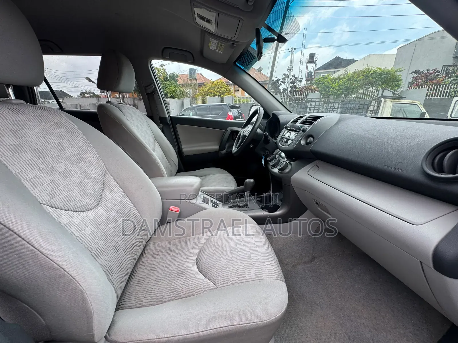 Toyota RAV4 2012 Brown