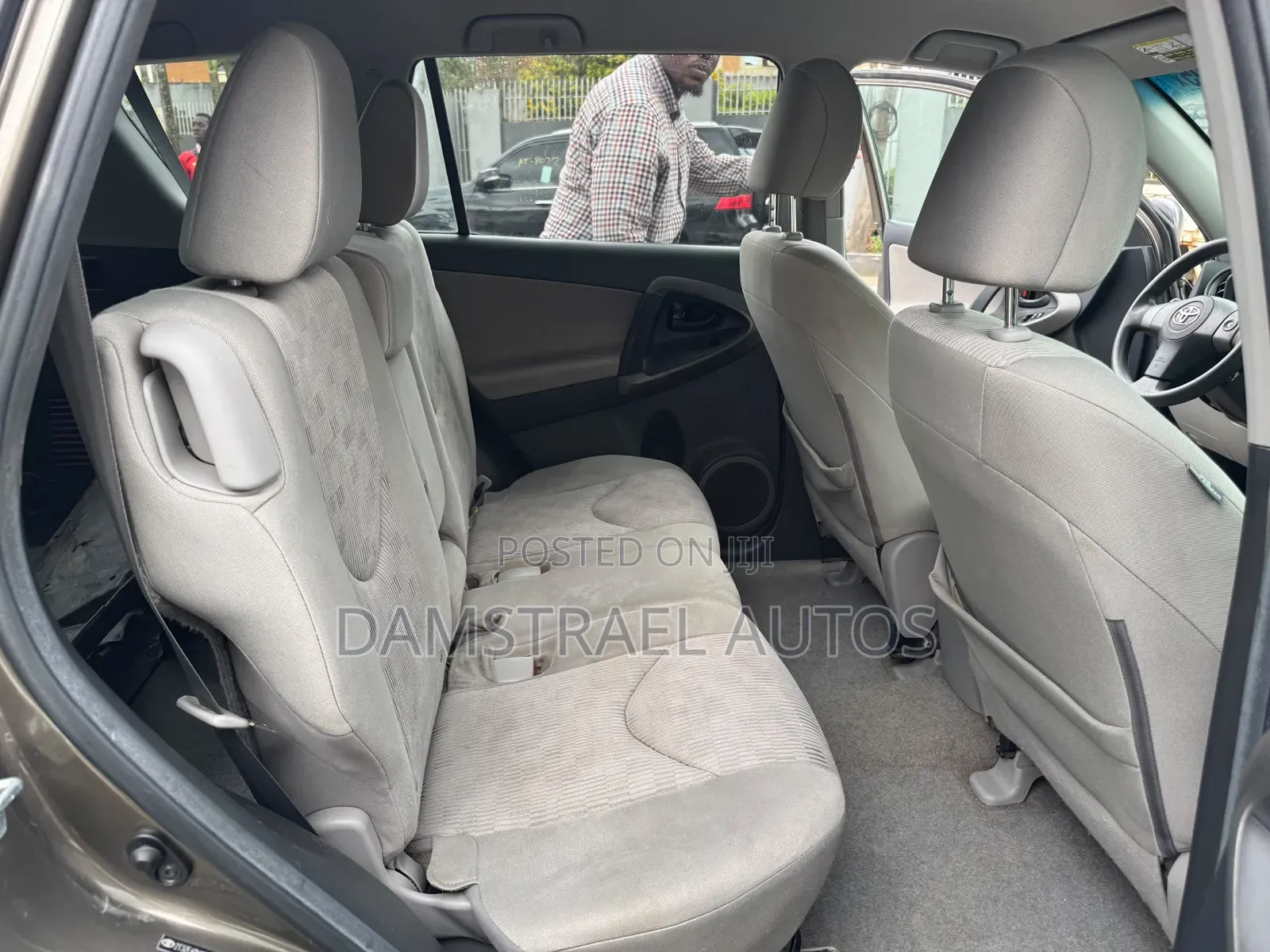 Toyota RAV4 2012 Brown