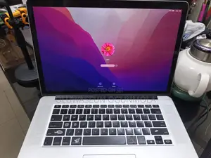 Laptop Apple MacBook Pro 2015 16GB Intel Core i7 SSD 256GB