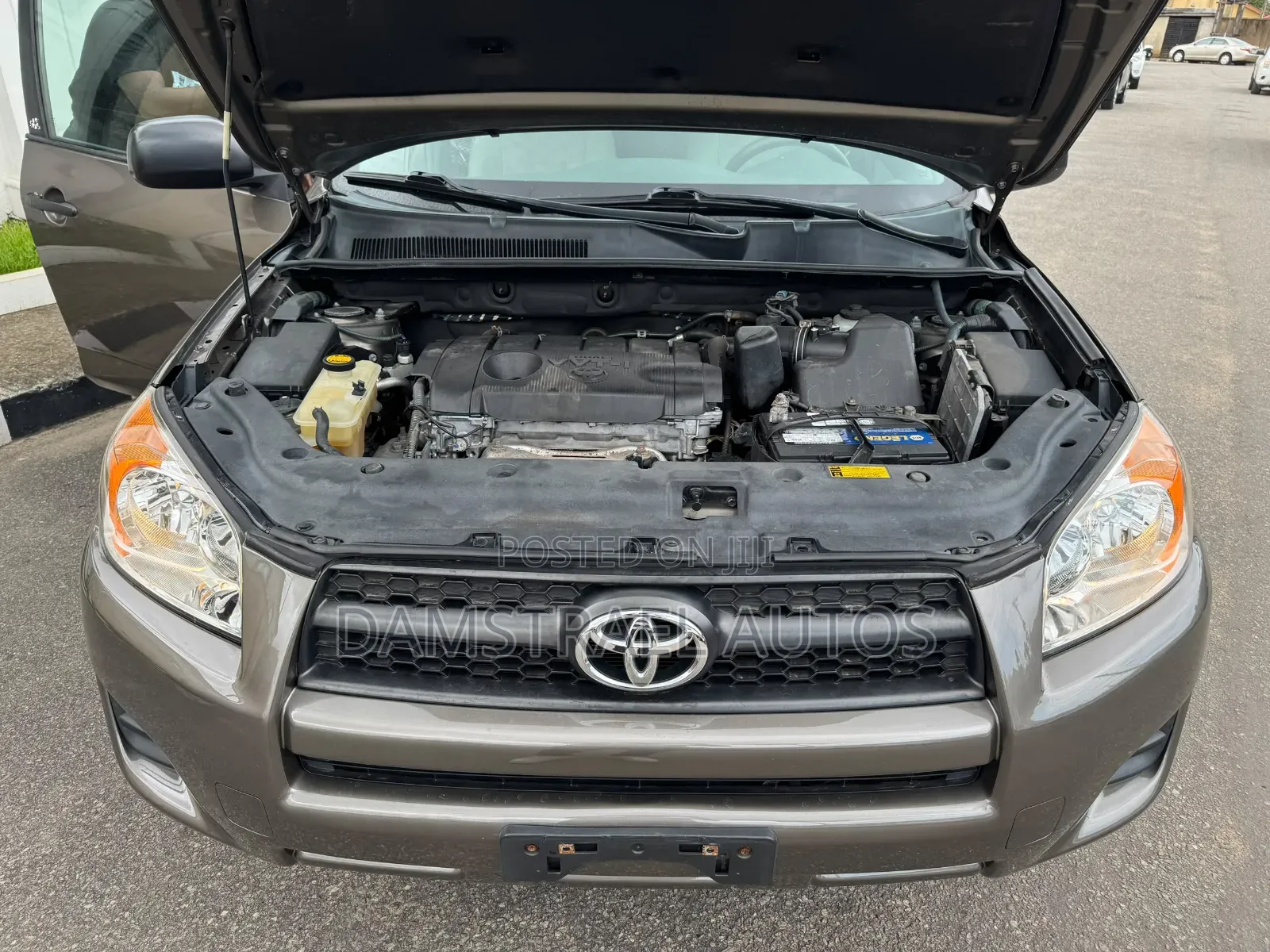 Toyota RAV4 2012 Brown