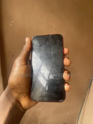 Apple iPhone 11 64 GB Red