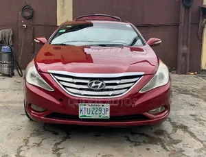 Hyundai Sonata 2012 Red