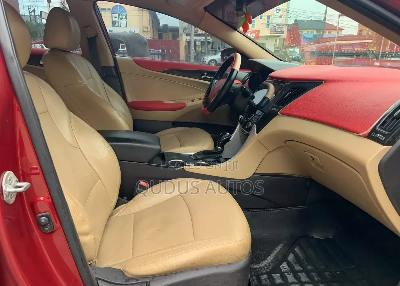 Hyundai Sonata 2012 Red