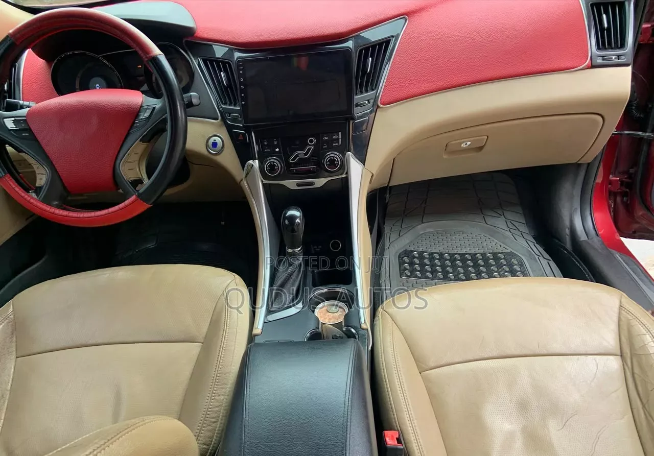 Hyundai Sonata 2012 Red