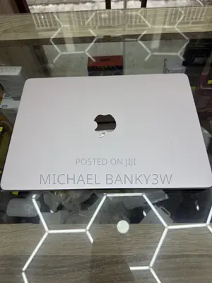 Laptop Apple MacBook Air 2022 M2 8GB Apple M2 SSD 512GB
