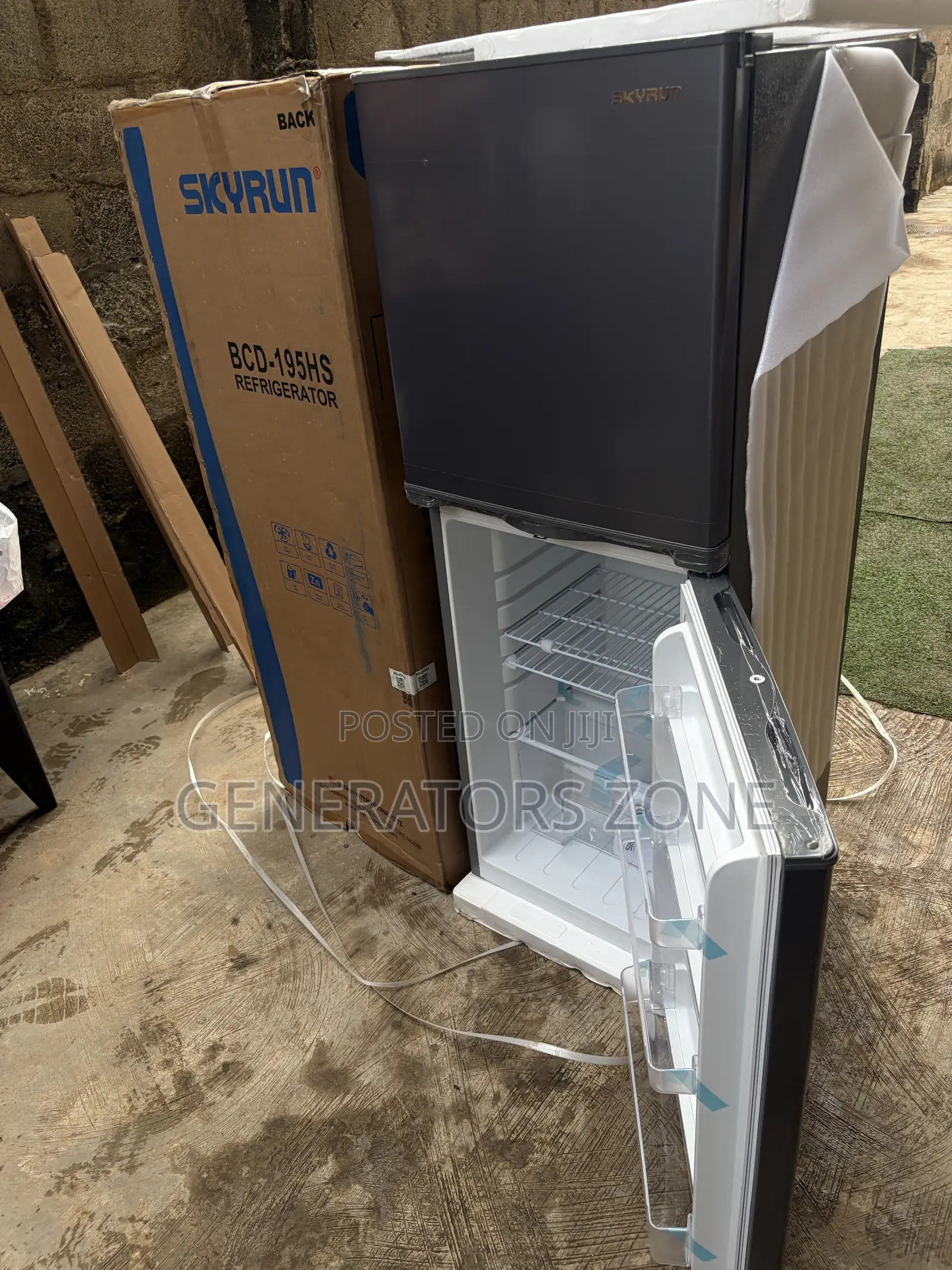 Brand New Skyrun 195L Double Door Fridge