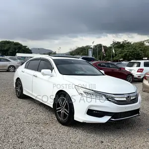 Honda Accord Touring V-6 4dr Sedan (3.5L 6cyl 6A) 2014 White