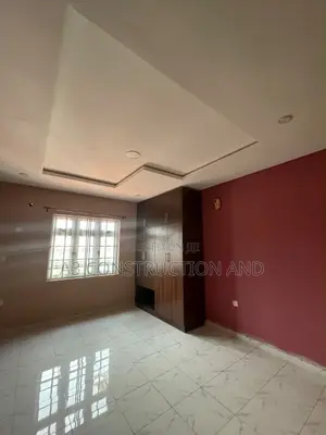 3bdrm Block of Flats in Adeoye Adeosun,, Akobo for rent