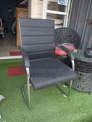 Quality Leather Office Chair With Armrest