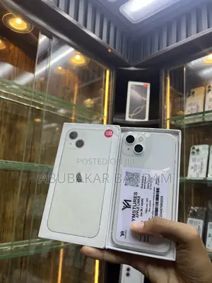 New Apple iPhone 13 128 GB White