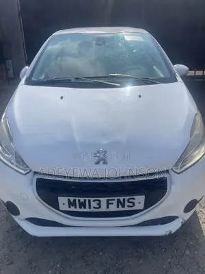 Peugeot 208 2014 White