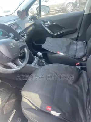 Peugeot 208 2014 White