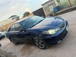 Toyota Camry LE 4dr Sedan (2.4L 4cyl 5A) 2005 Blue