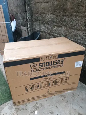 Snowsea BD-450G Heavy-Duty Chest Freezer