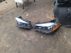 Head Light CLA250