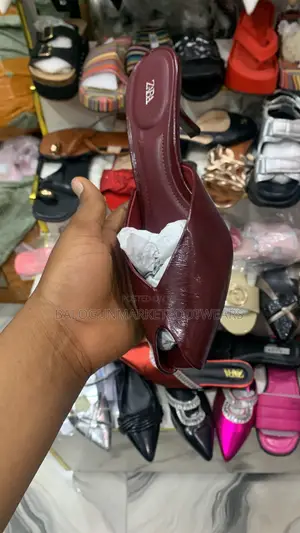Fish Mouth Kitten Heel