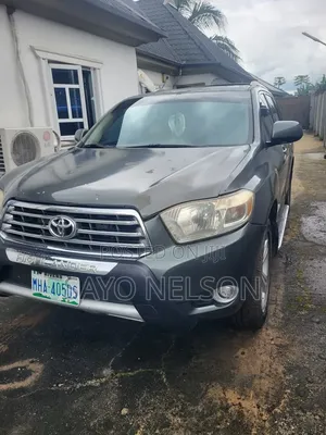 Toyota Highlander 4x4 2009 Green