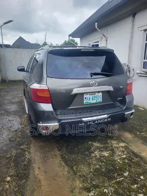 Toyota Highlander 4x4 2009 Green