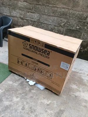 Snowsea Large Capacity Chest Freezer – BD-450G