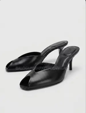 Fish Mouth Kitten Heel