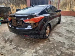 Hyundai Elantra 2012 Black