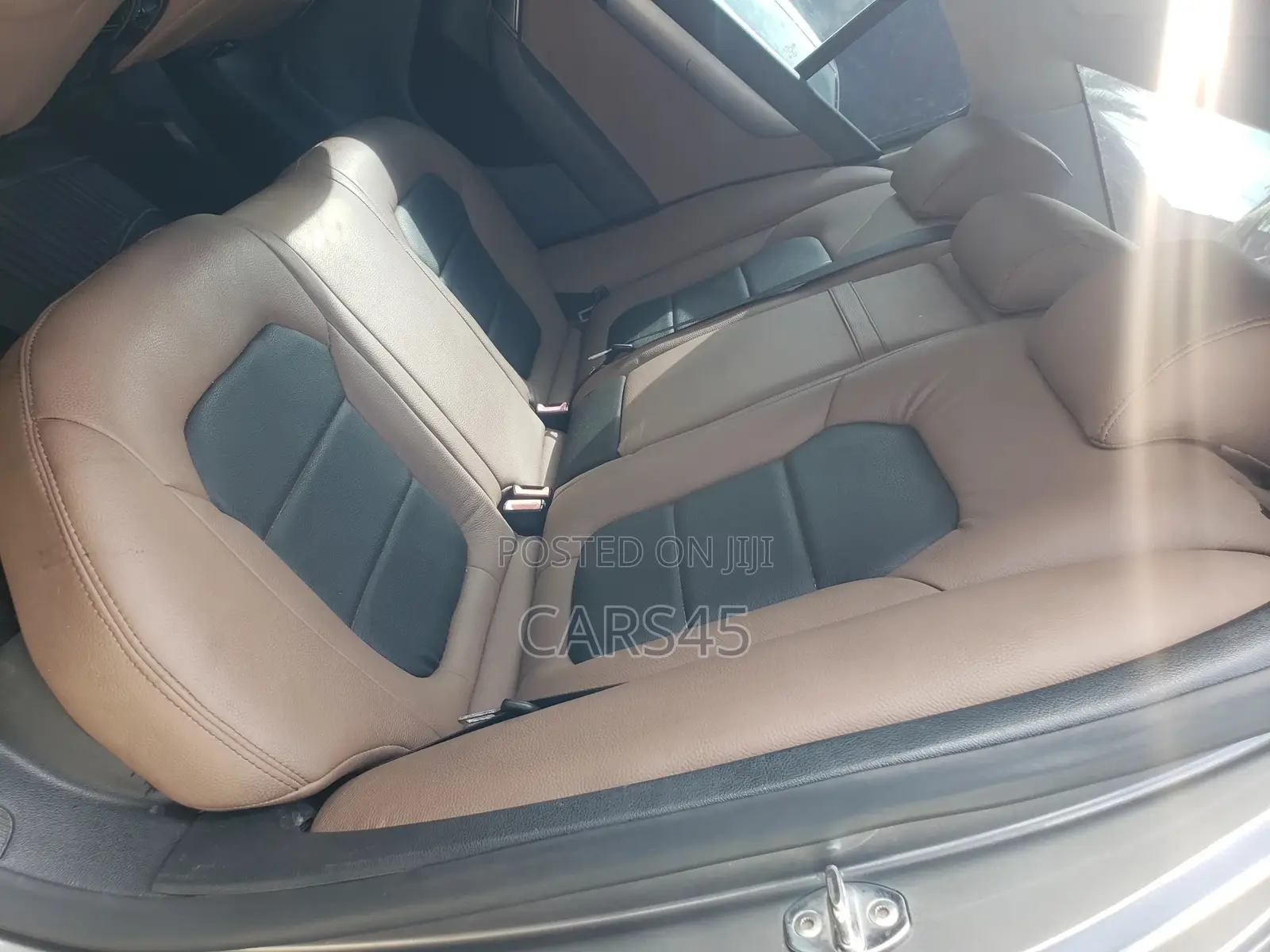 Volkswagen Passat 2012 Gray