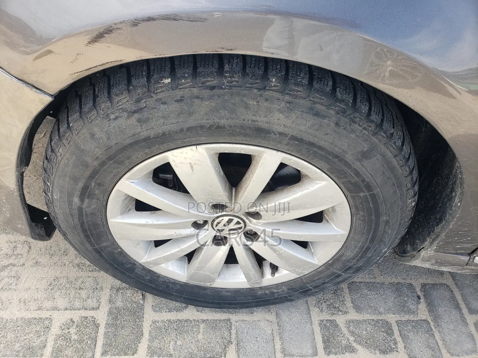 Volkswagen Passat 2012 Gray