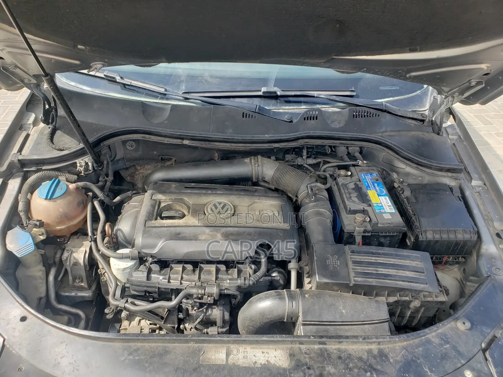 Volkswagen Passat 2012 Gray
