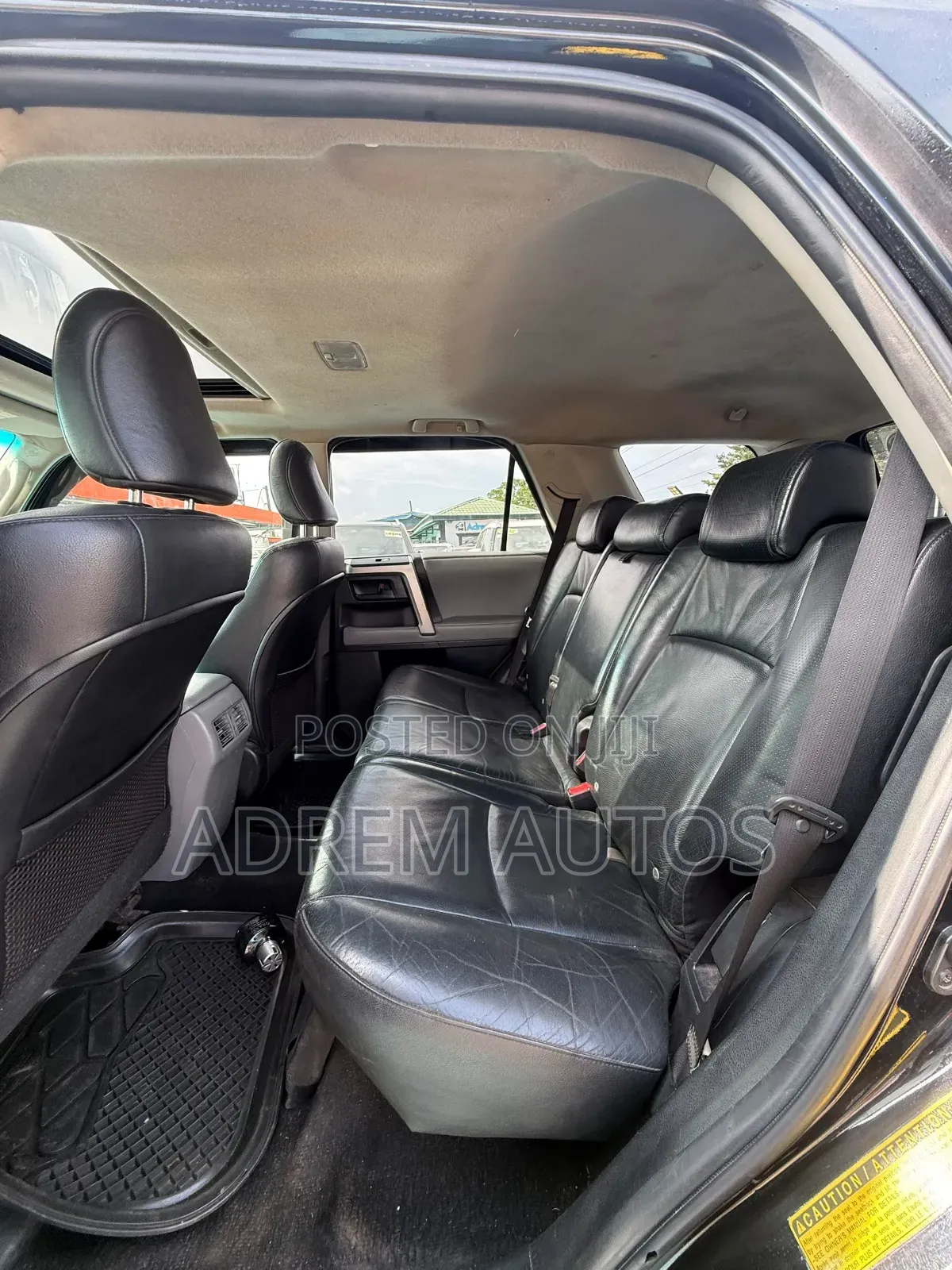 Toyota 4-Runner SR5 4WD 2011 Black