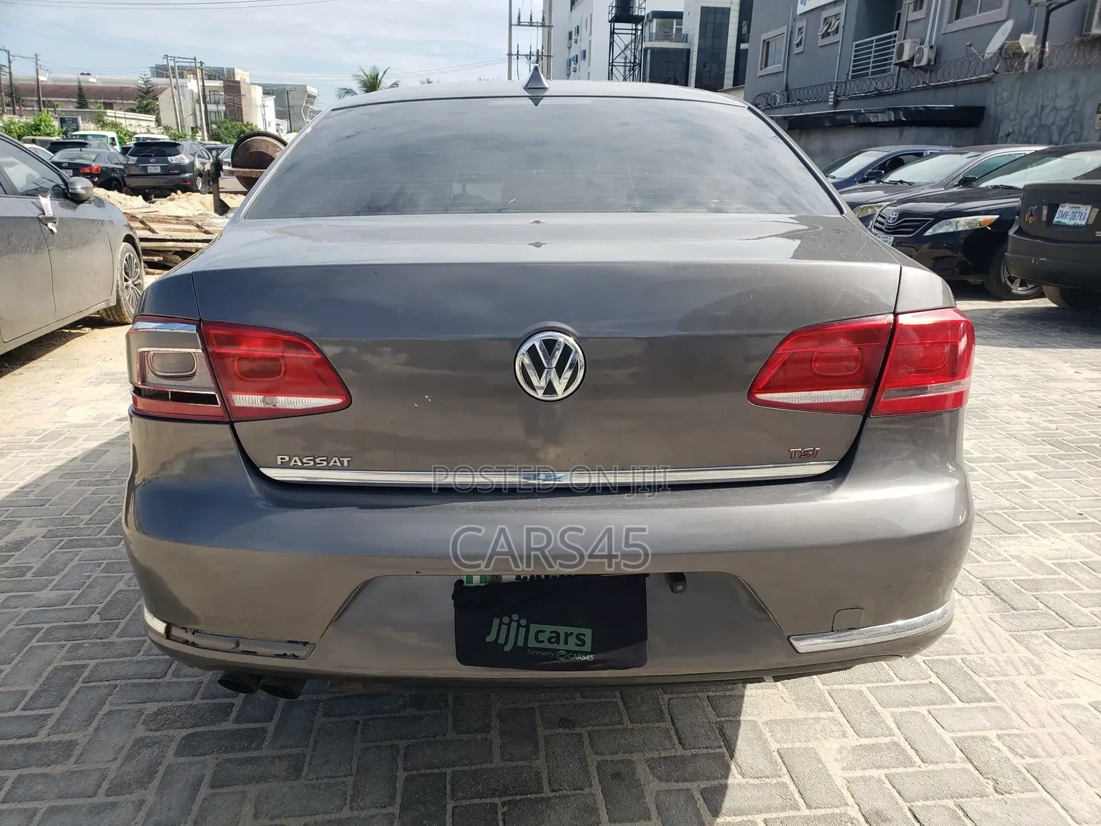 Volkswagen Passat 2012 Gray