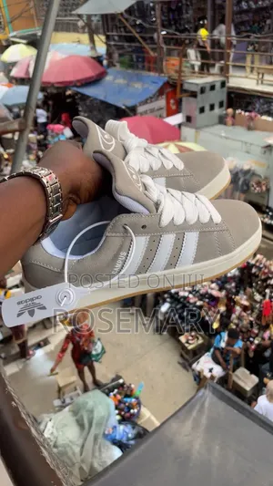 Campus Sneakers