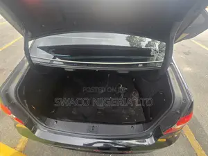 Mercedes-Benz E350 Base 4Matic Sedan AWD (3.5L 6cyl 7A) 2011 Black