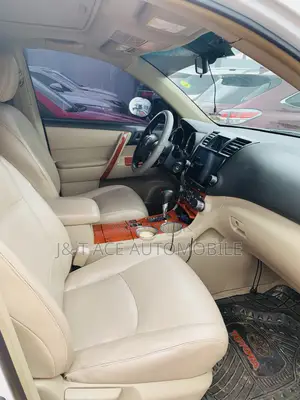 Toyota Highlander 2008 White