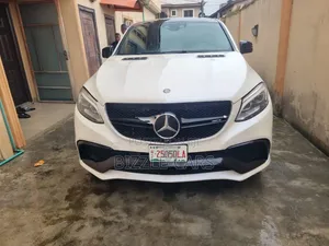Mercedes-Benz GLE-Class 2017 White