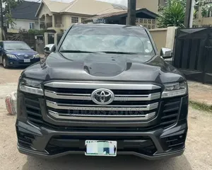 Toyota Land Cruiser 2022 Gray