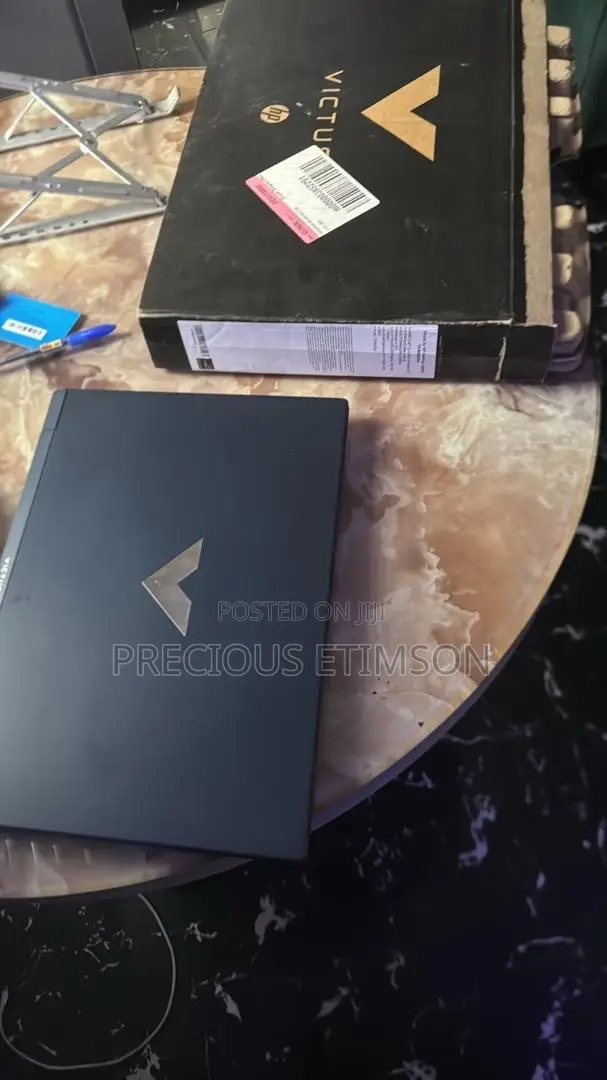 Laptop 16GB Intel Core i7 SSD 512GB
