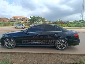 Mercedes-Benz E-Class 2012 Black