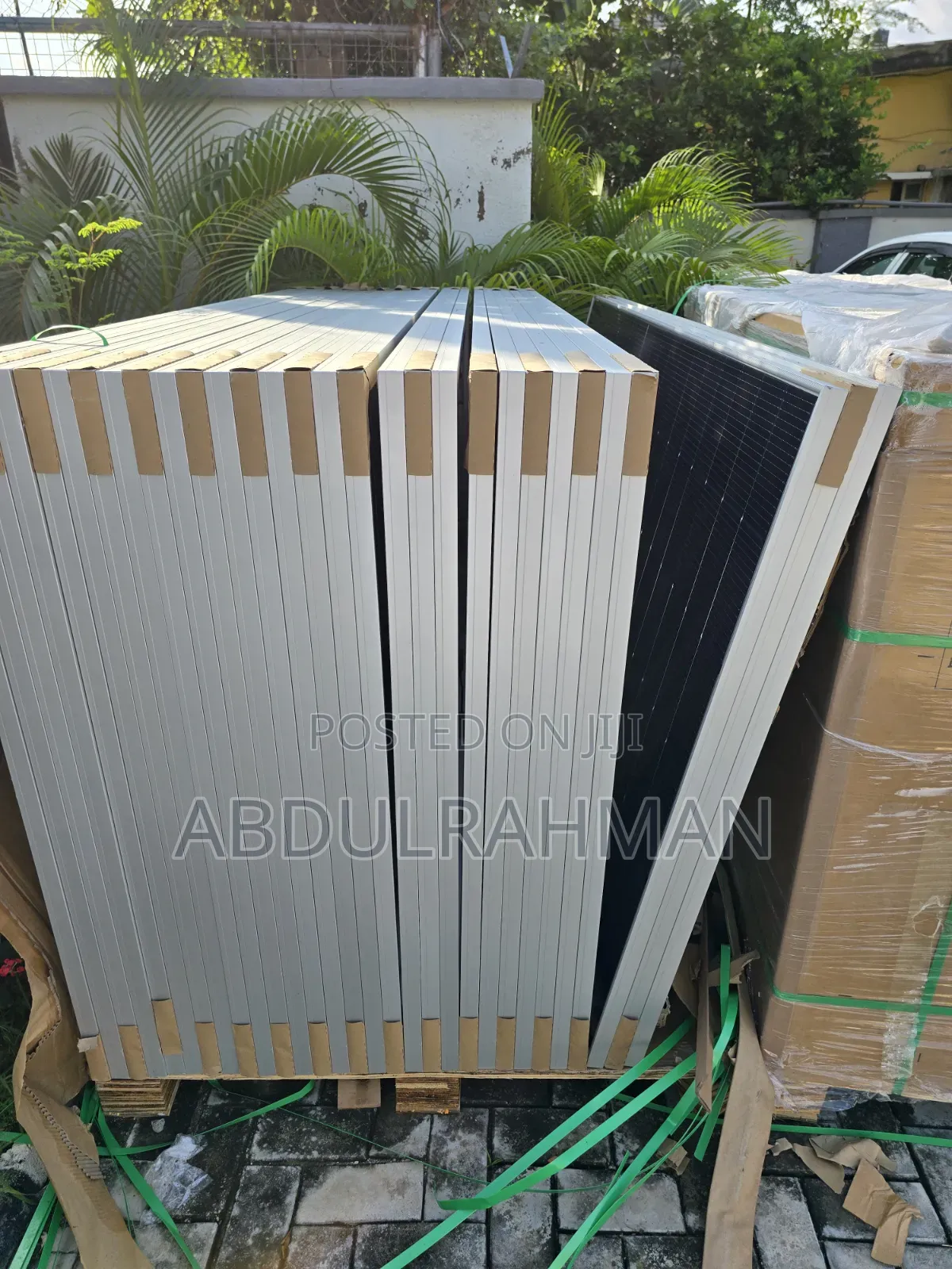 630w Jinko Grade a Bifacial Solar Panel