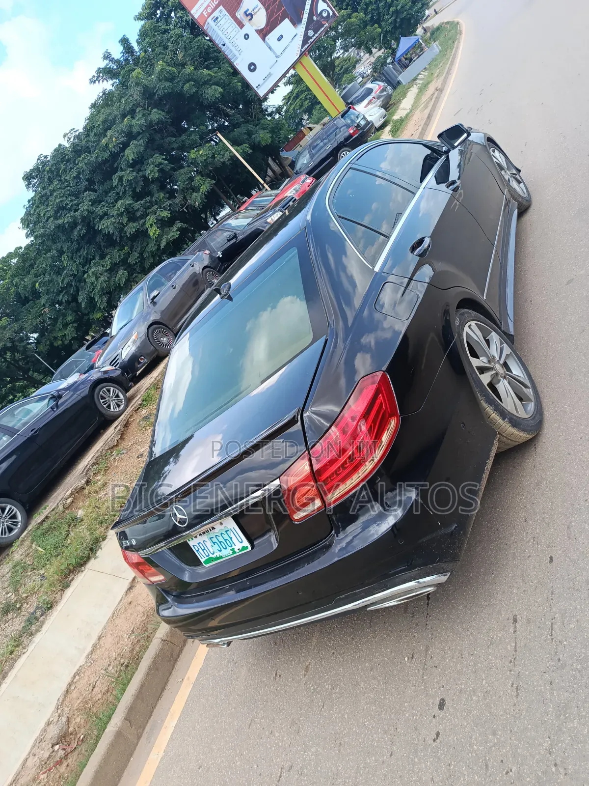 Mercedes-Benz E-Class 2012 Black
