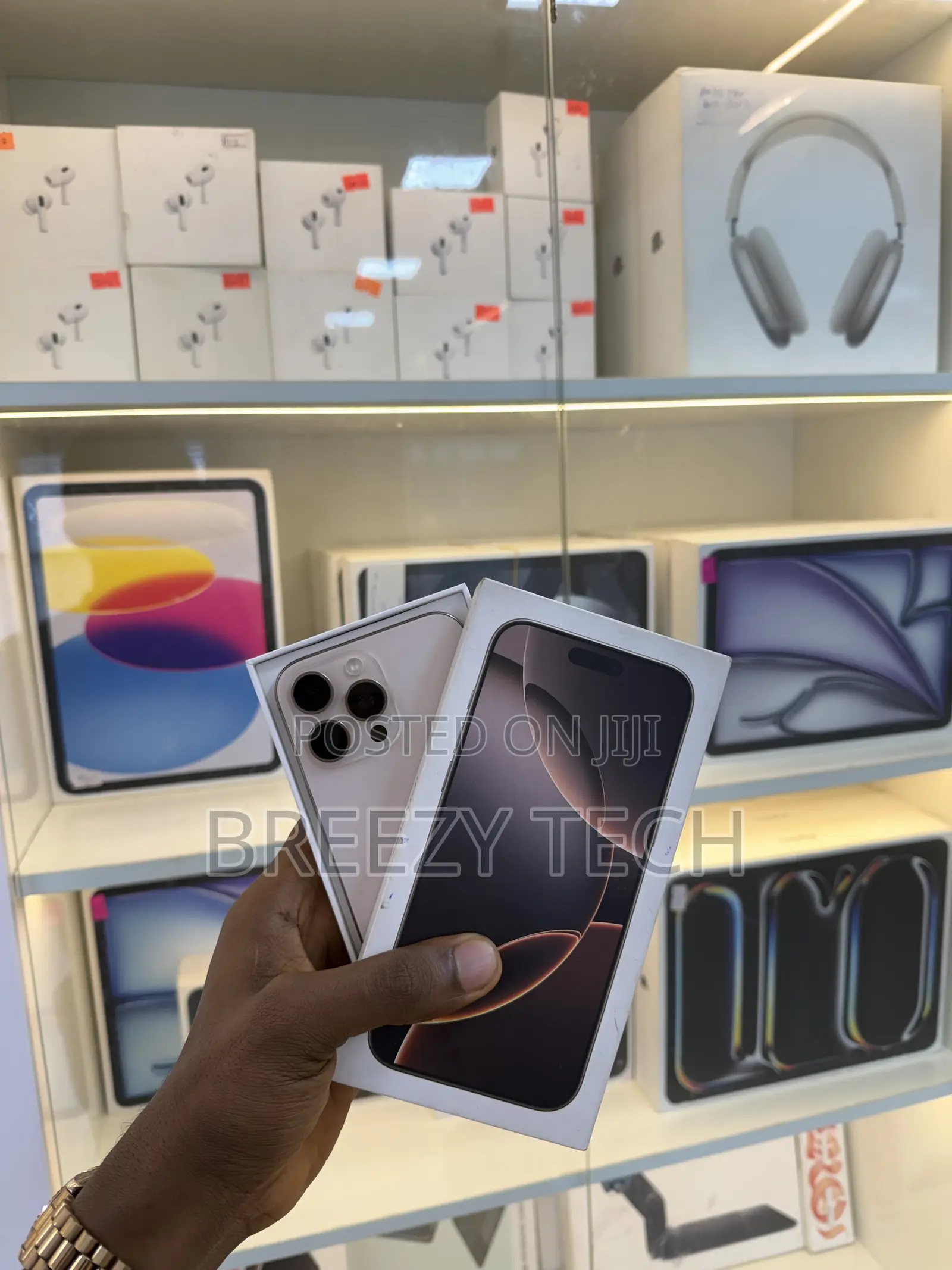 Apple iPhone 16 Pro Max 1 TB Gold