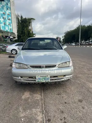 Toyota Corolla 1.4 Sedan 2002 Silver