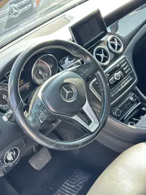 Mercedes-Benz GLA 250 2016 Black
