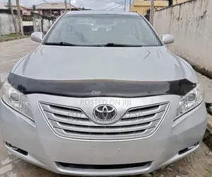 Toyota Camry LE 4dr Sedan (2.4L 4cyl 5A) 2008 Silver