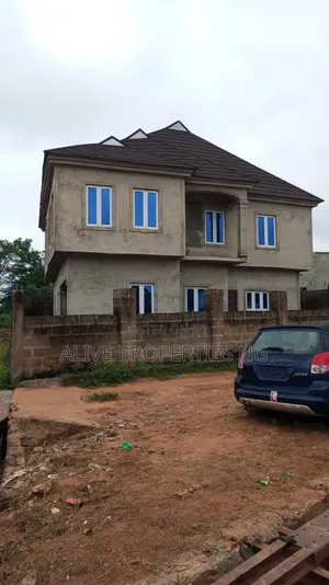 4bdrm Duplex in Moganna Estate, Ido for sale