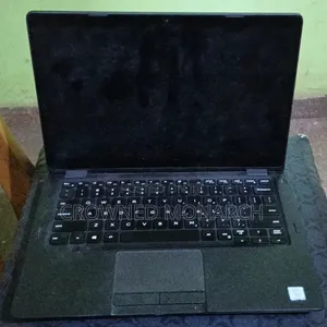 Laptop Dell Latitude 5300 2-in-1 16GB Intel Core i7 SSD 512GB