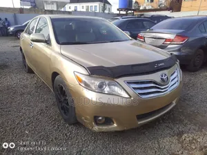 Toyota Camry 2007 Gold