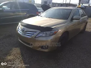 Toyota Camry 2007 Gold