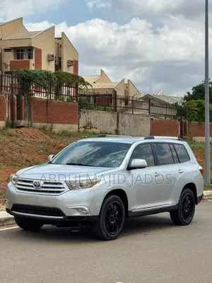 Toyota Highlander 2011 Silver