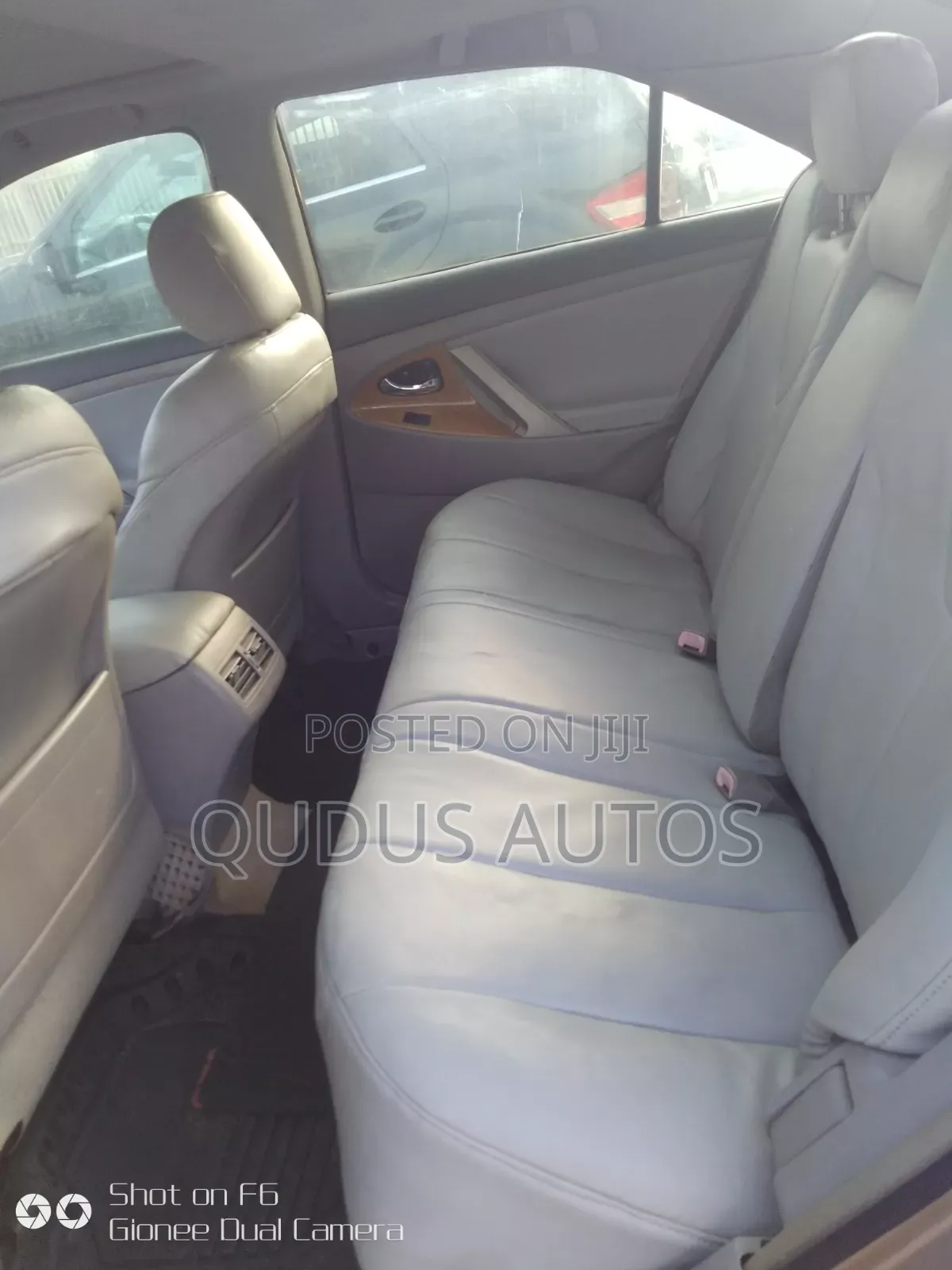Toyota Camry 2007 Gold